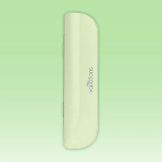 MYVARIATIONS ETUI VOYAGE GREEN — Pharmacie Européenne 24/24 de la place de clichy